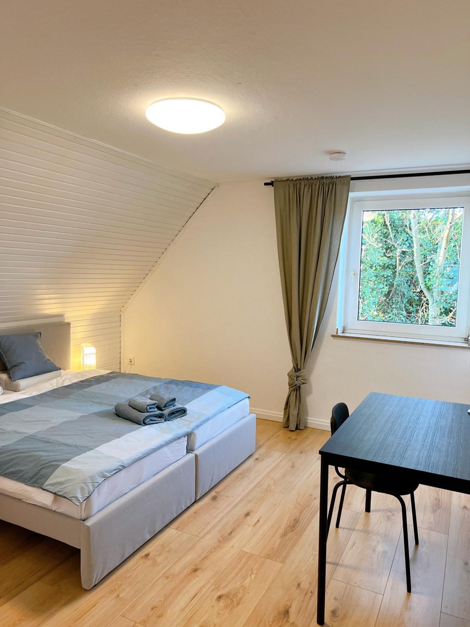 City House نيوس المظهر الخارجي الصورة