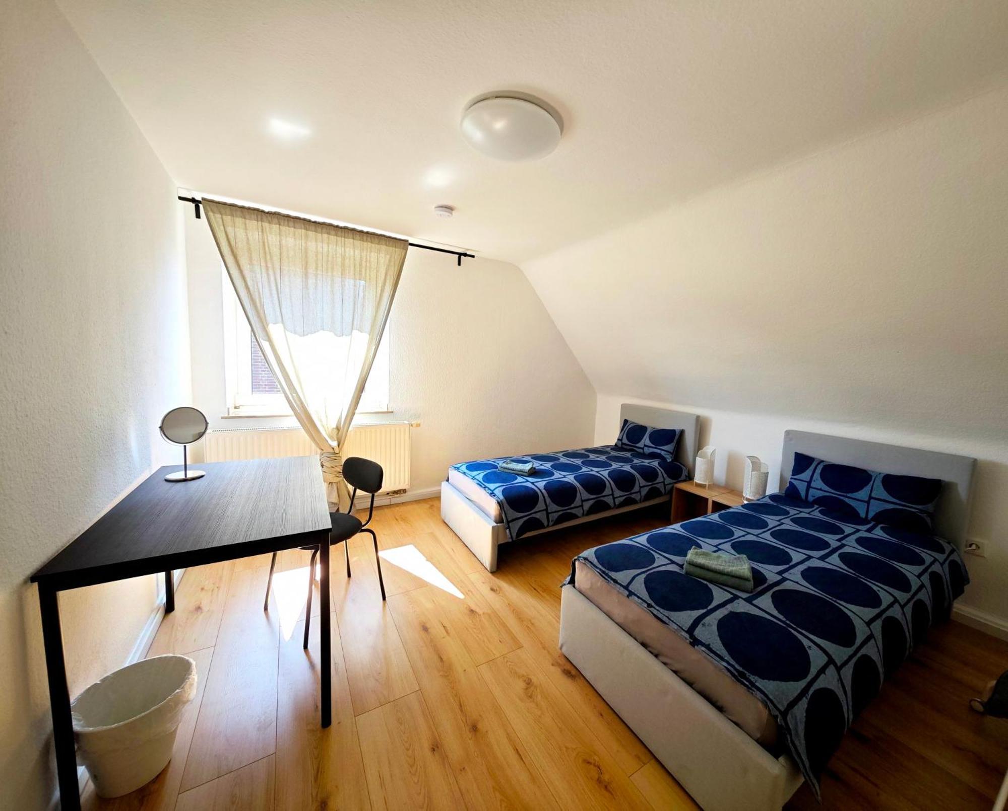 City House نيوس المظهر الخارجي الصورة