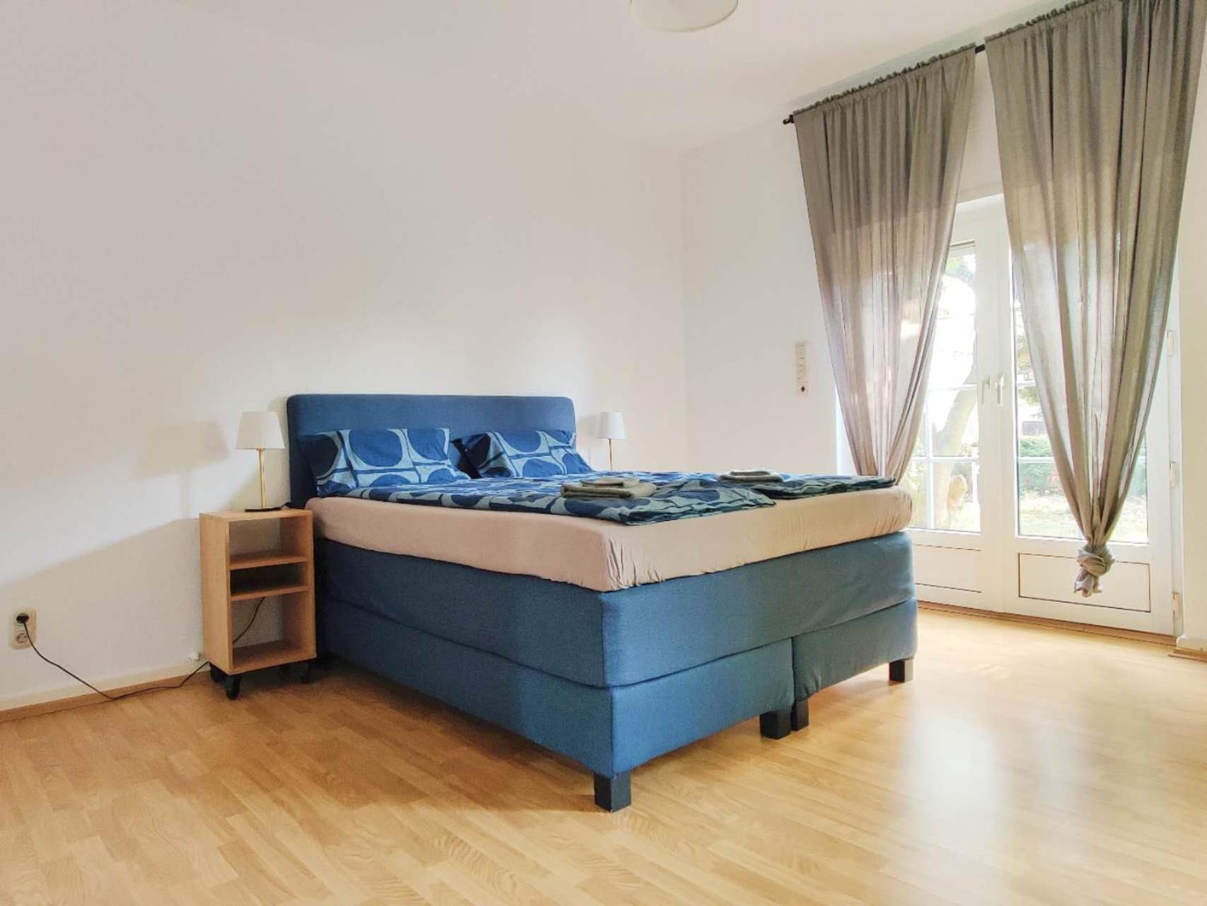 City House نيوس المظهر الخارجي الصورة